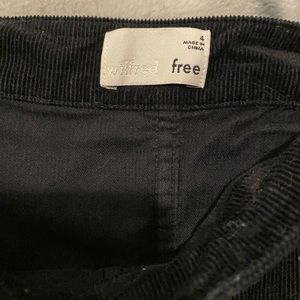 Aritzia Wilfred Free black corduroy skirt; size 4